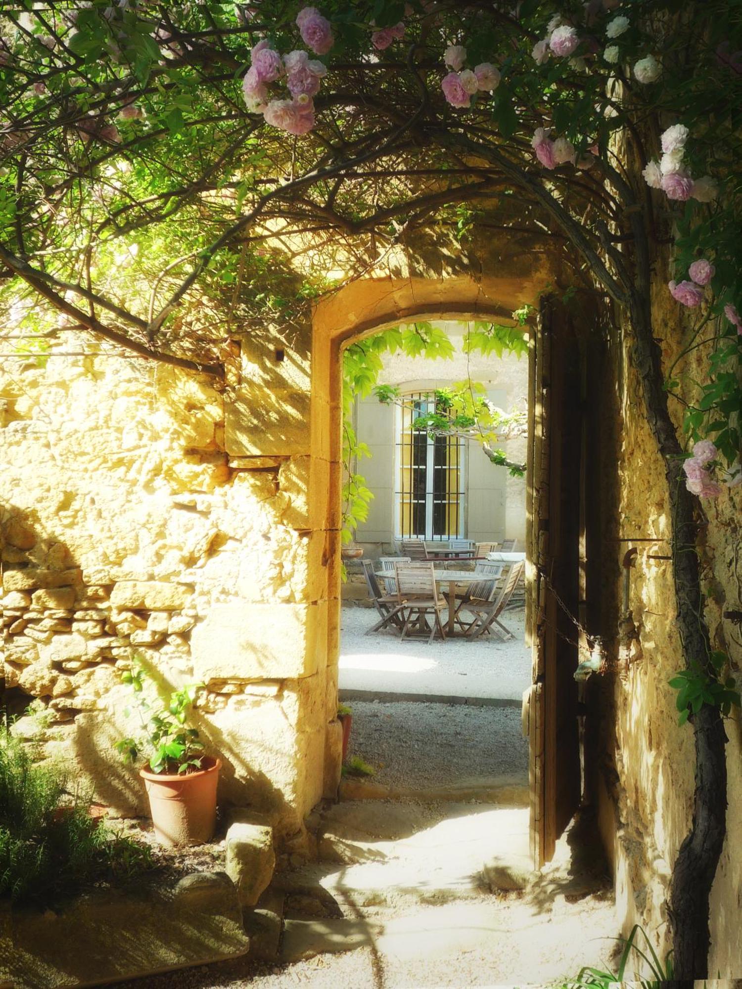 Domaine Des Escaunes Sernhac Exterior foto