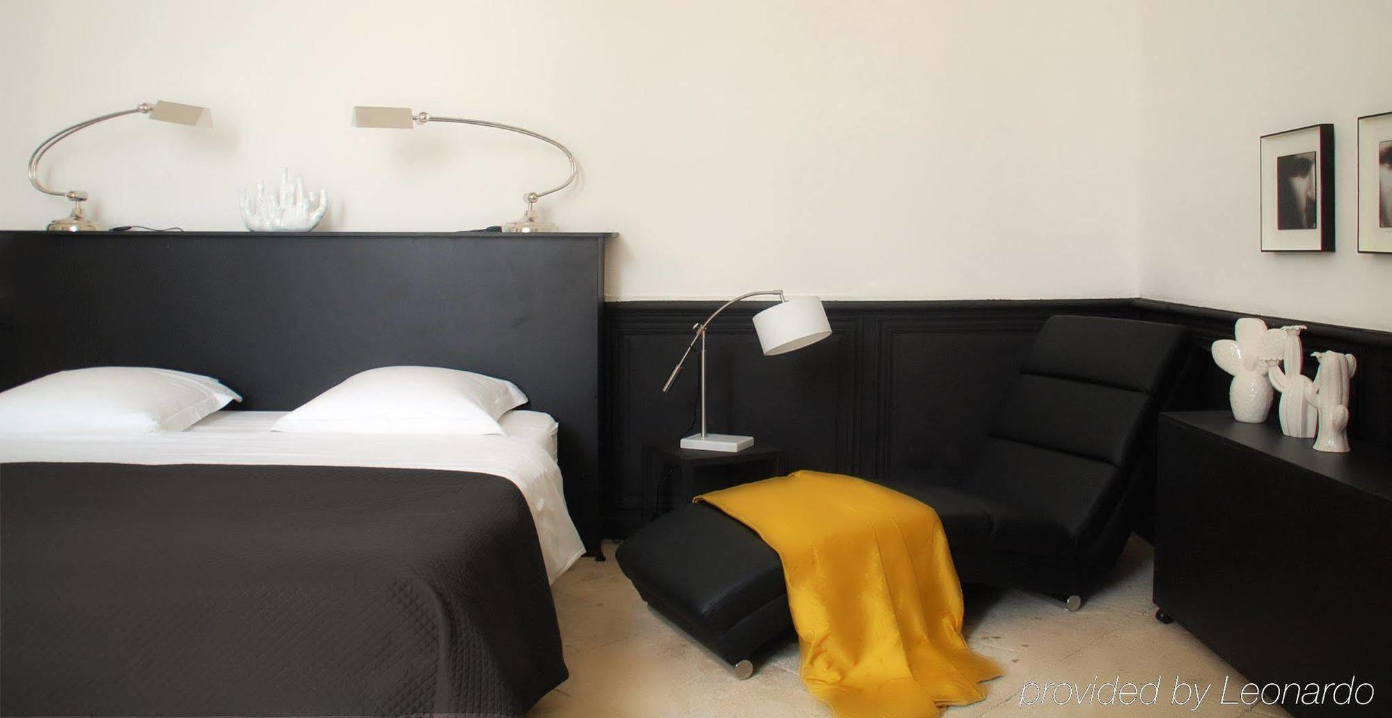 Domaine Des Escaunes Sernhac Habitación foto